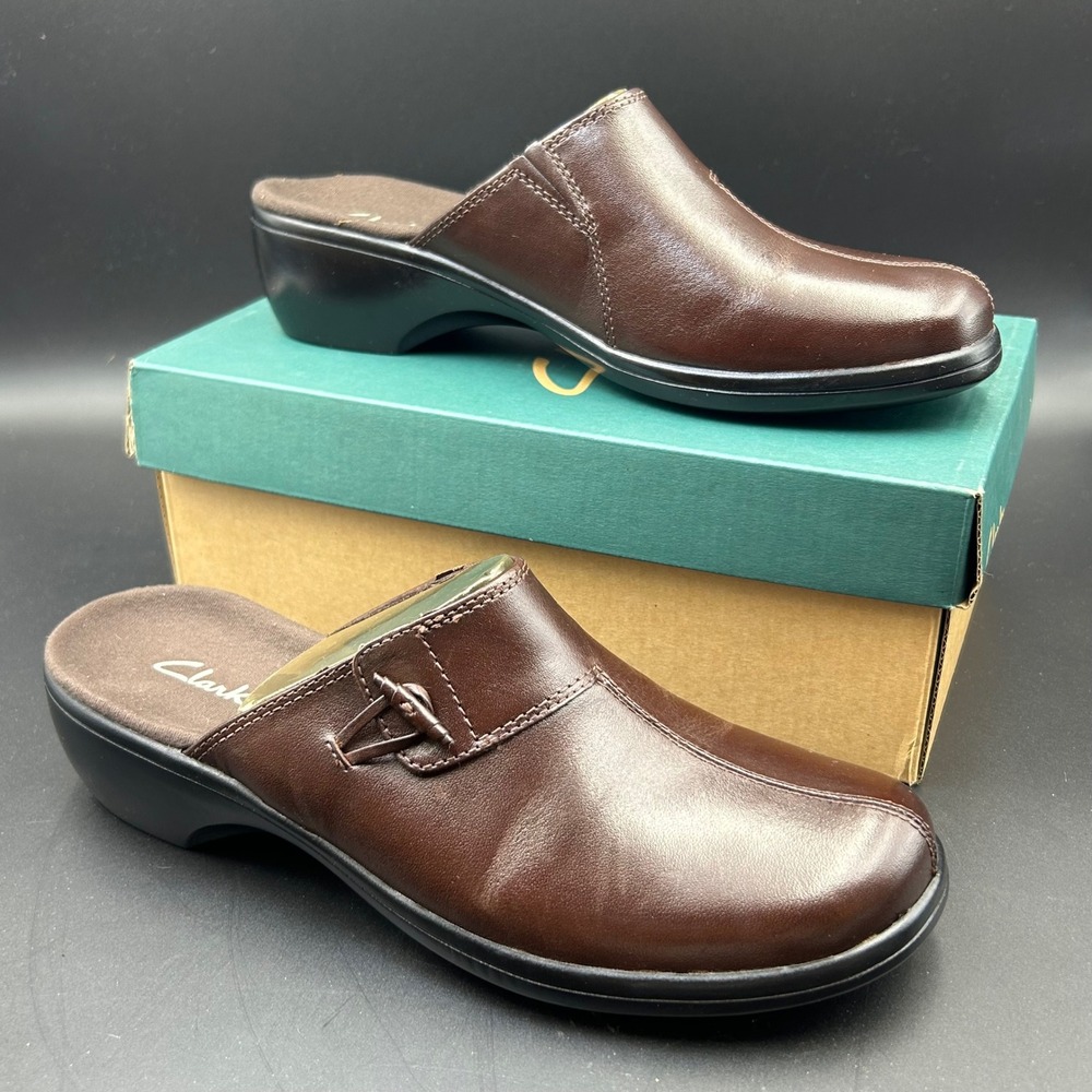 New Clarks Flamingos Mules Women 8.5 Dark Brown Leather Buckle Clogs Granola Gir